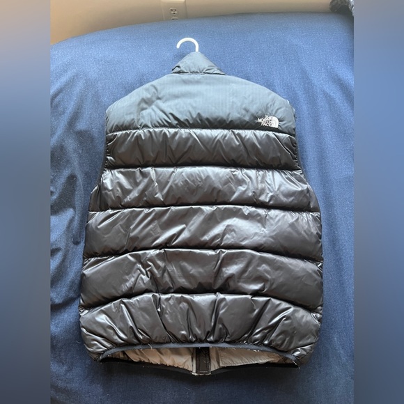 Vintage North Face Puffy Vest - Picture 3 of 3